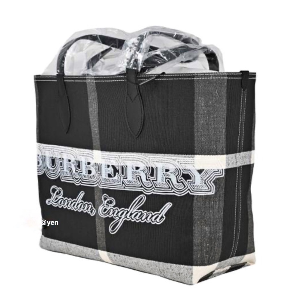Burberry Doodle Reversible Black canvas leather - Picture 9 of 11